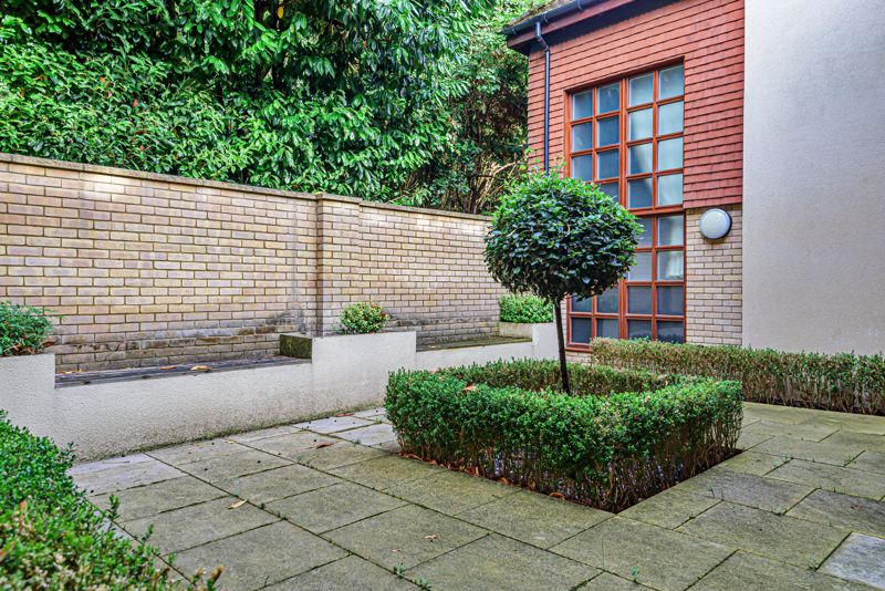 Communal area- click for photo gallery